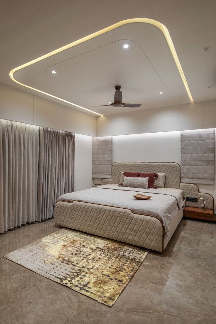 Luxury Bedroom Suite 14