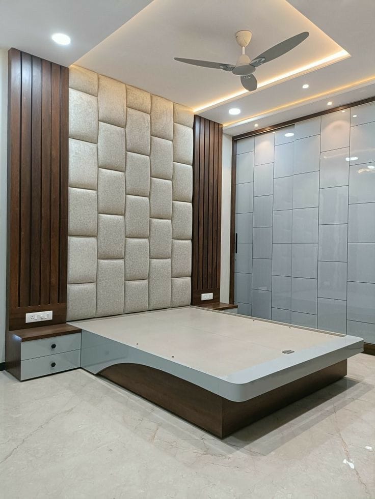 Luxury Bedroom Suite 15