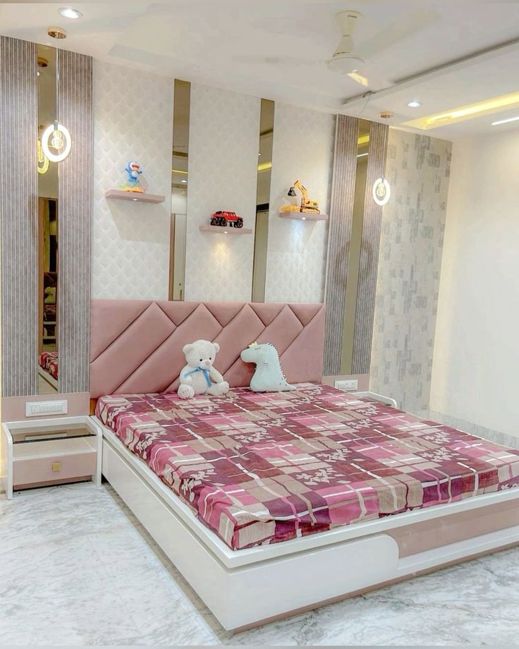 Luxury Bedroom Suite 20