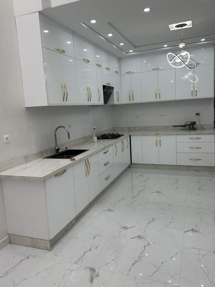 Premium Modular Kitchen 18
