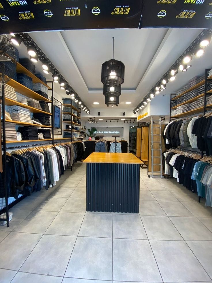 Retail & Boutique Shop 24