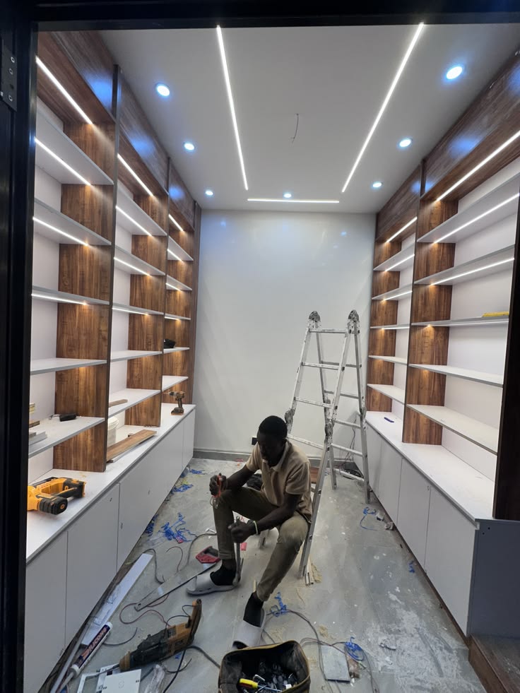 Retail & Boutique Shop 26